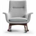 Grijze fauteuil van stof met houten onderstel afmetingen 80 x 75 x 90cm